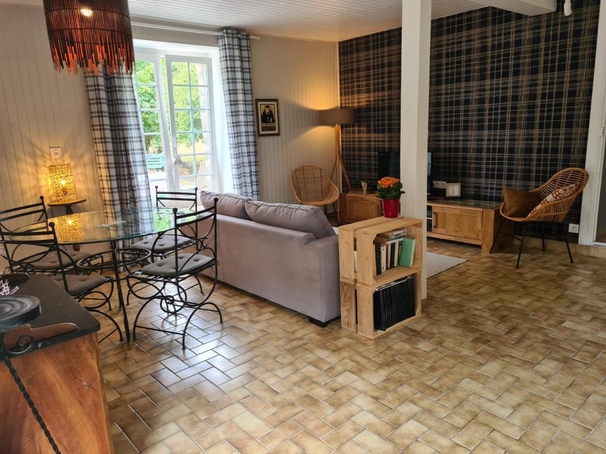 La Maison Des Tilleuls Saint-Germain-Sur-Seves Eksteriør billede